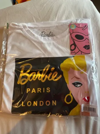 Tee shirt barbie