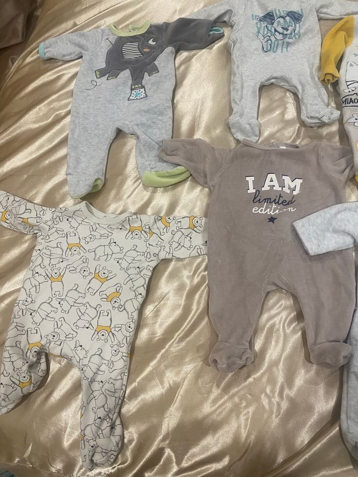 LOT DE 7 PYJAMAS BÉBÉ 1 MOIS COMME NEUF - photo numéro 3
