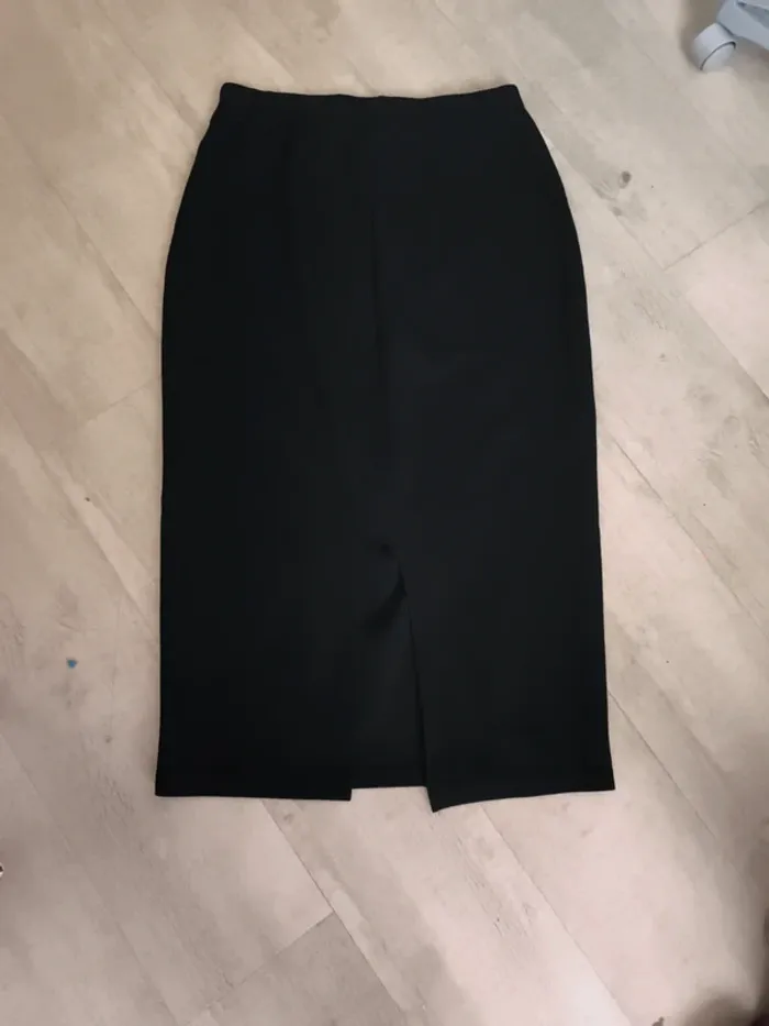 Jupe noir "shein" - photo numéro 2