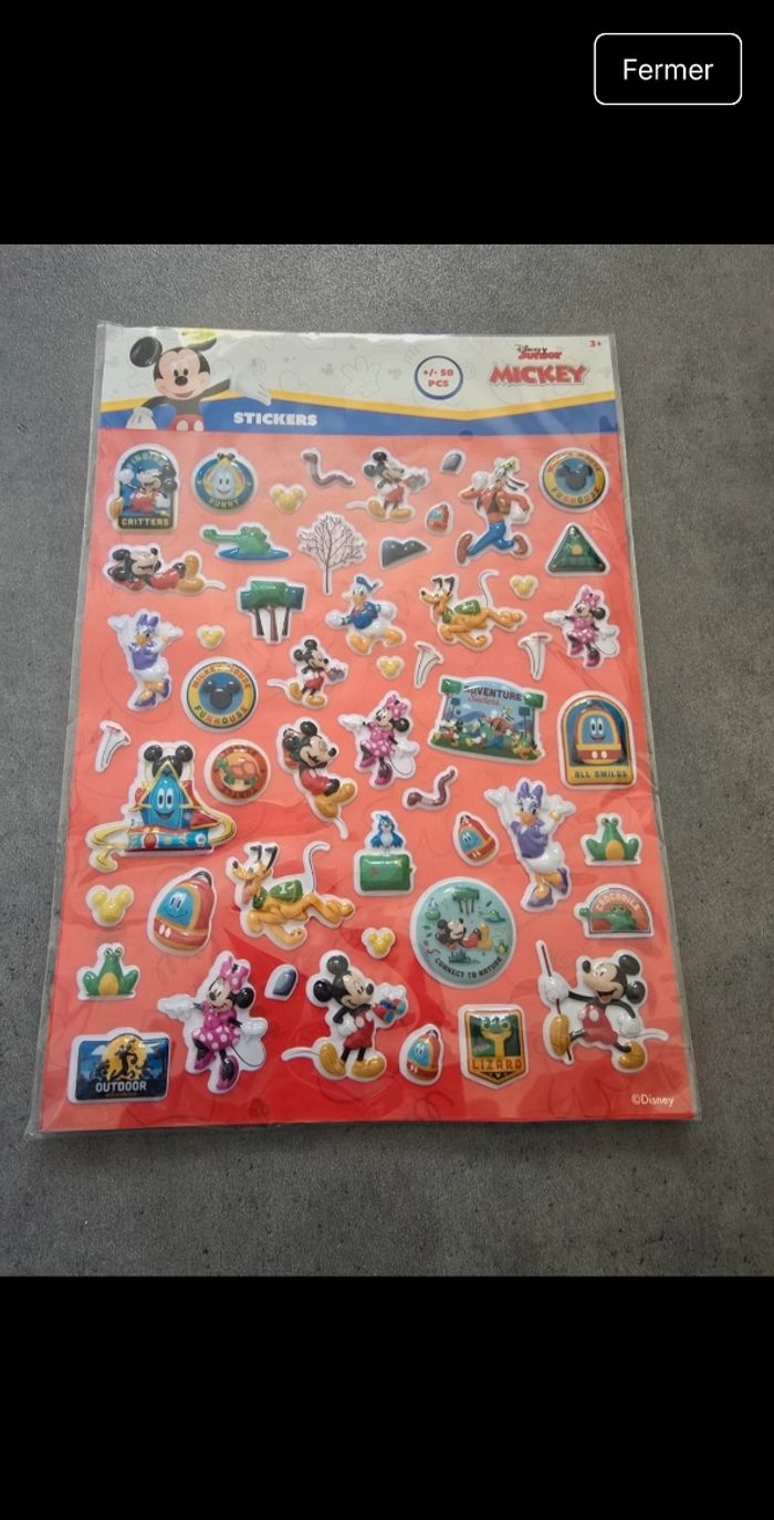 Plaquette sticker autocollant Mickey