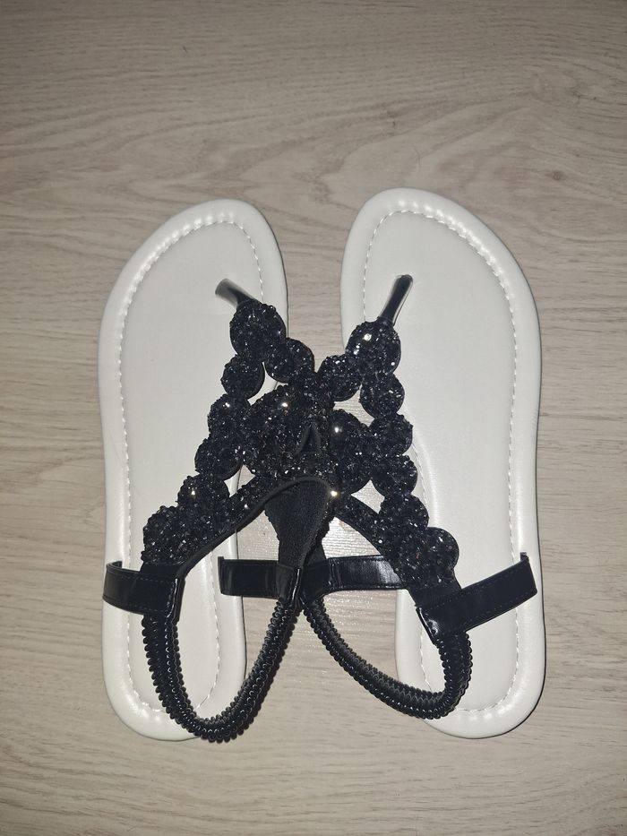 Sandales femme taille 39 neuf