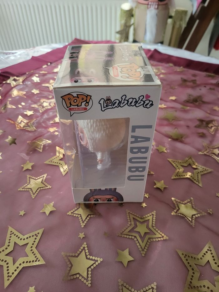 Pop rare collection labubu vêtement de course en voiture 🚗 - photo numéro 3