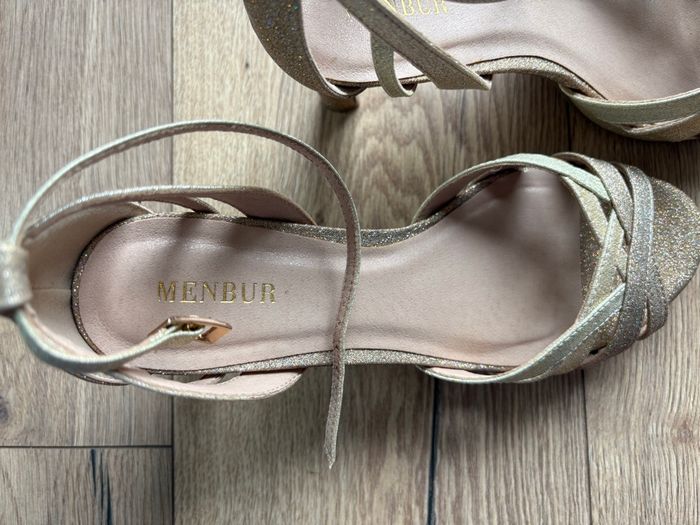 Scandale escarpins talon chaussures menbur - photo numéro 2