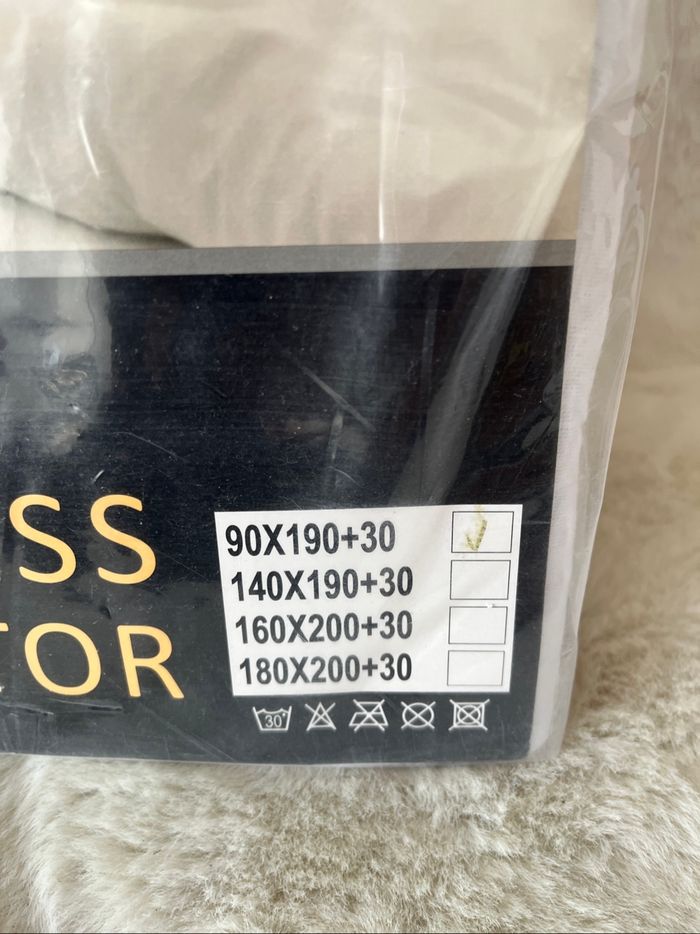 Protège matelas, drap housse blanc 90 x 190 cm, 100% coton - photo numéro 2