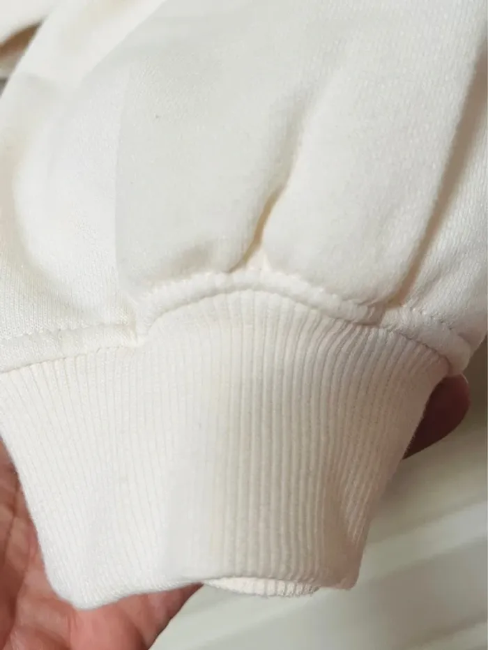 sweat-shirt / Crème /HM / taille L / Très bon état - photo numéro 2