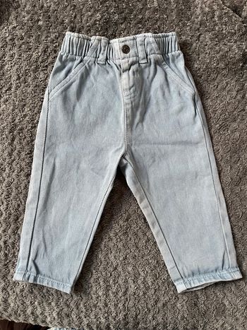 Jeans bébé Kiabi taille 9 mois 