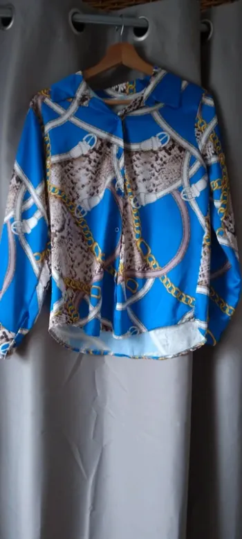 Chemise