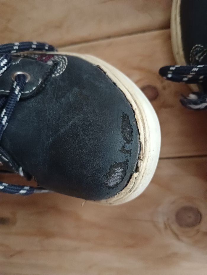 Donne lot chaussures 25 garçon - photo numéro 4