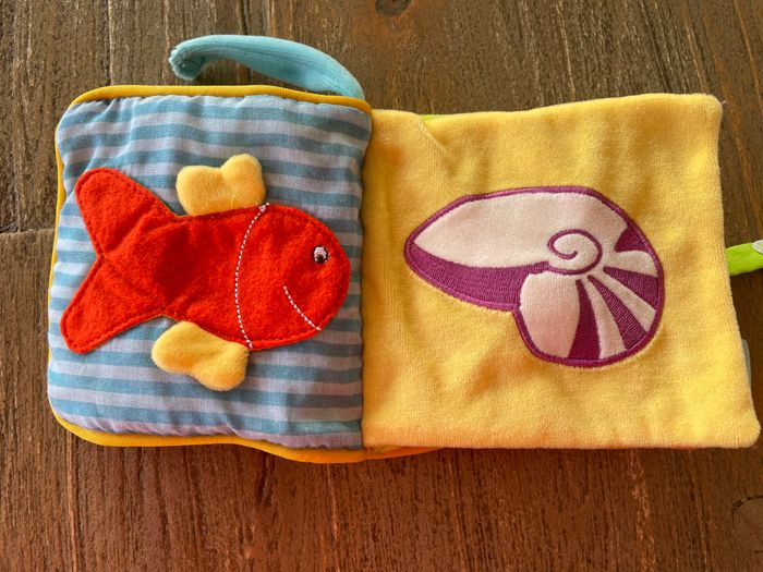 Livre d’éveil Doudou et compagnie - photo numéro 2