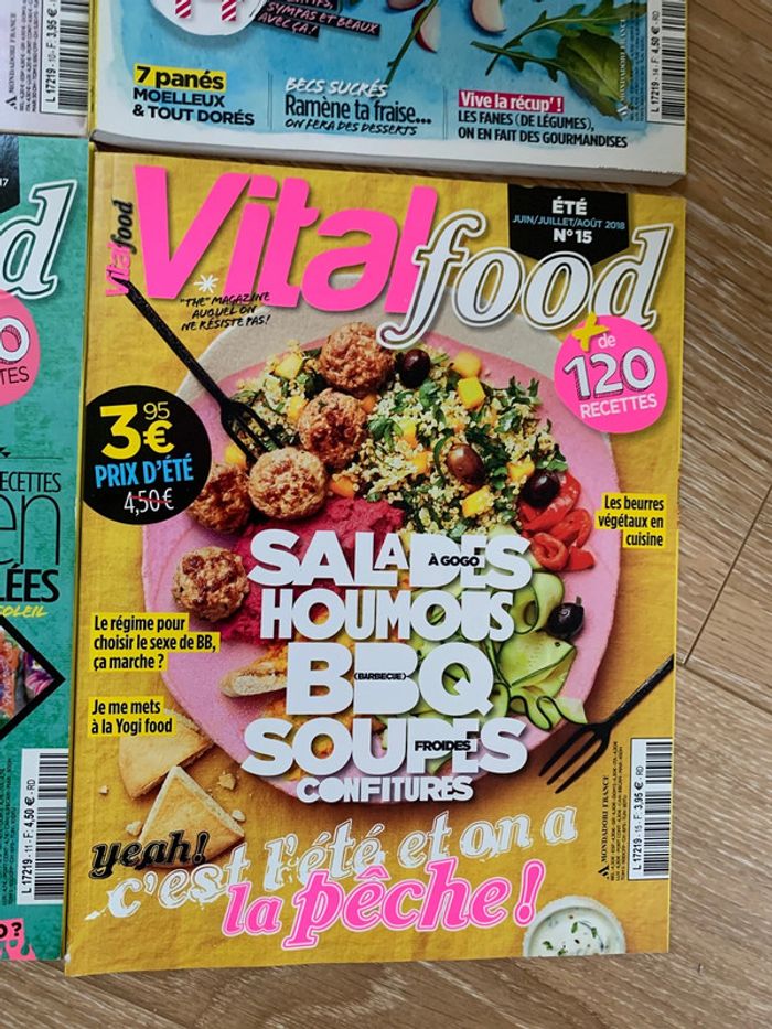 Lot de 4 magazines revues cuisine vitalfood - recettes - photo numéro 5