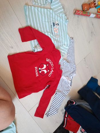 Lot tee shirts