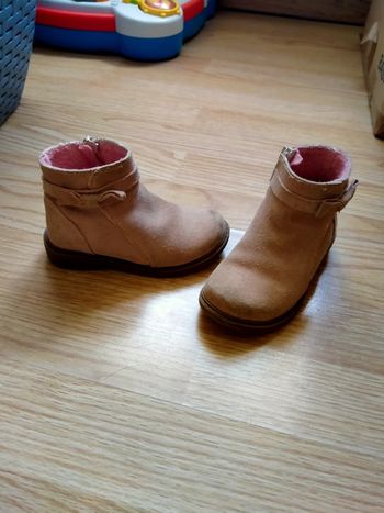 Bottines rose poudré. Gemo.
Pointure 24