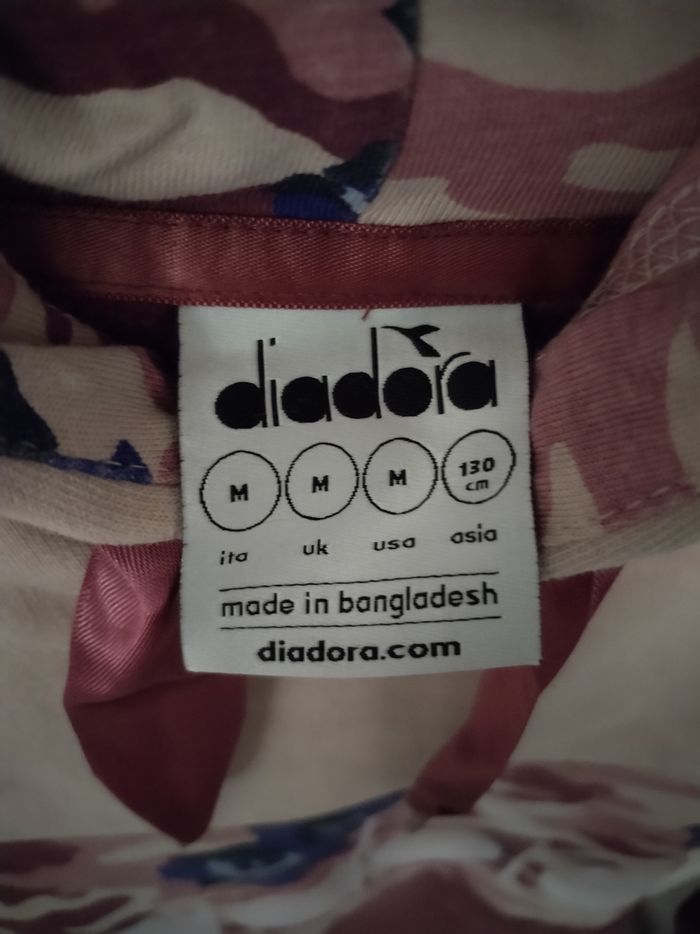Magnifique Sweat à Capuche "Diadora" 80% coton très peu porté - photo numéro 5