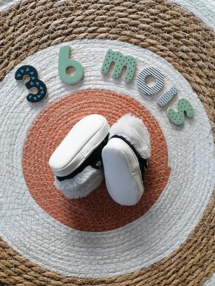 Chaussons / Chaussures bébé - photo numéro 16