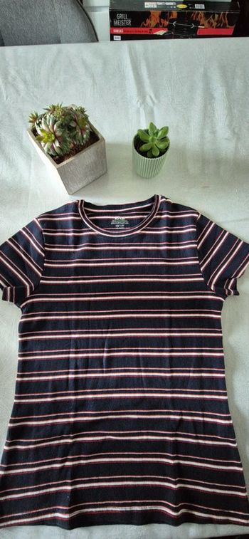 Tee-shirt côtelé kiabi XS /14 ans