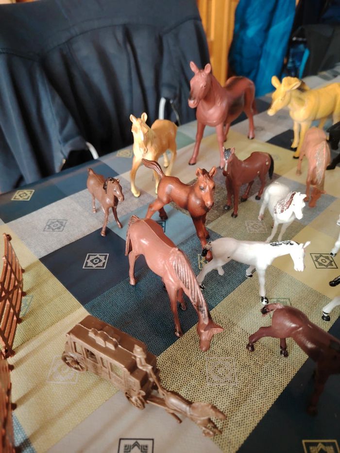 Lot chevaux - photo numéro 2