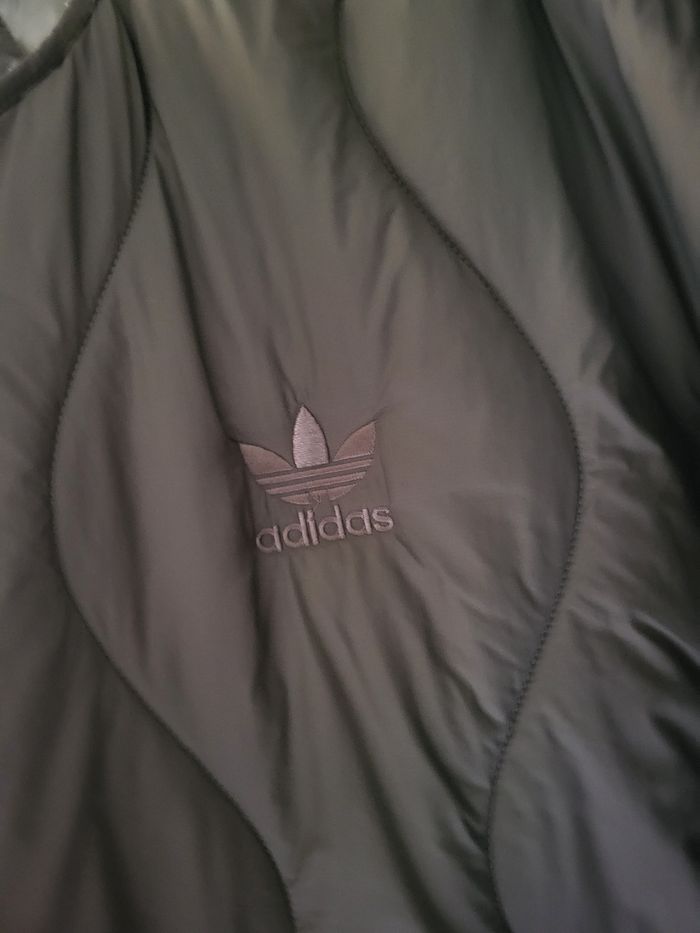 Adidas Veste matelassée kaki - photo numéro 2