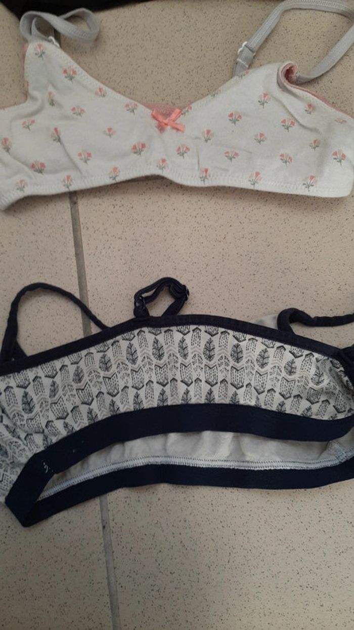 Lot  6 brassieres enfants - photo numéro 7
