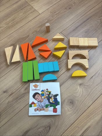 Jeu de construction en bois