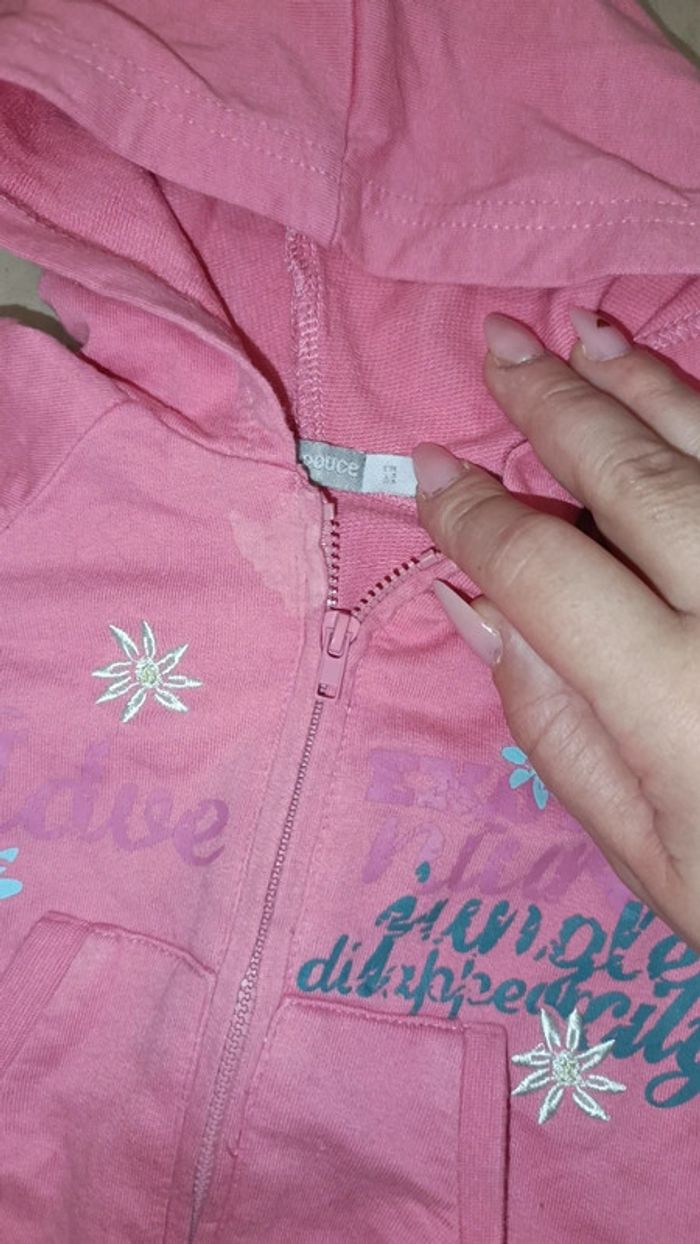 Petit gilet zippé sans marque taille 6 mois - photo numéro 2