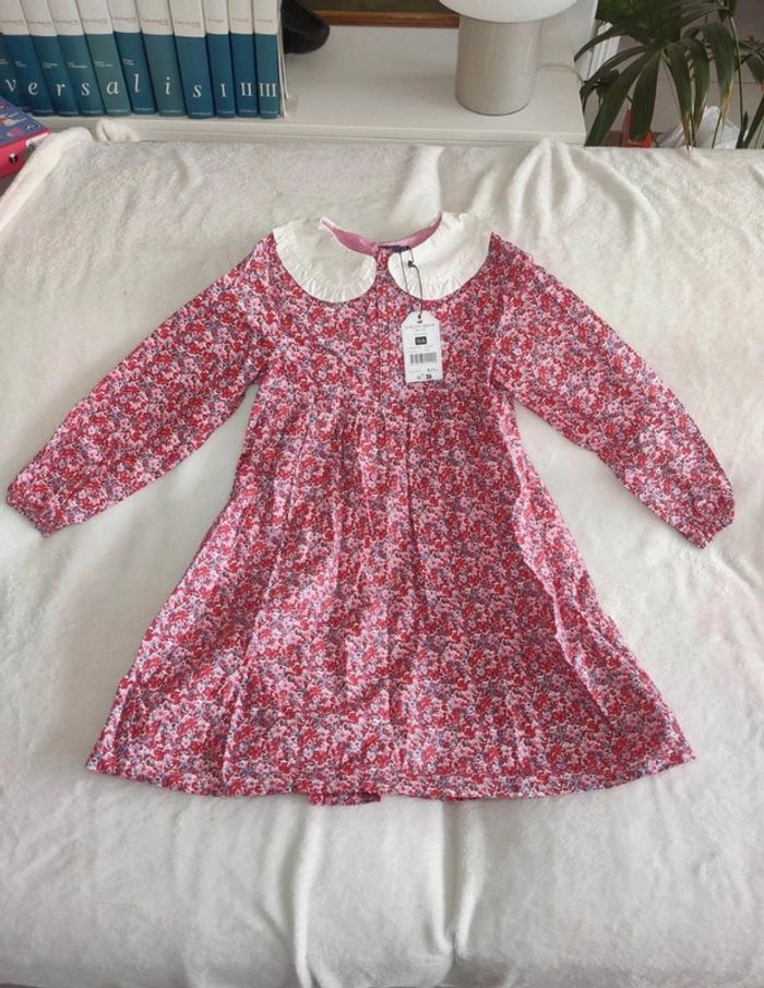 Robe marelle sous la tour Eiffel sergent major