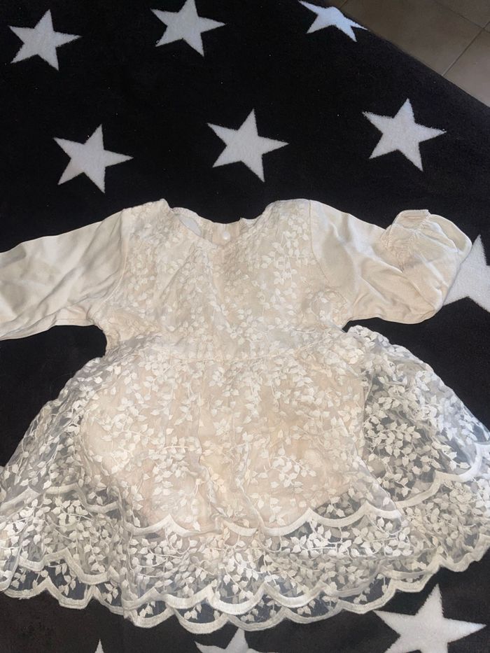 Robe enfant 6 mois - photo numéro 2