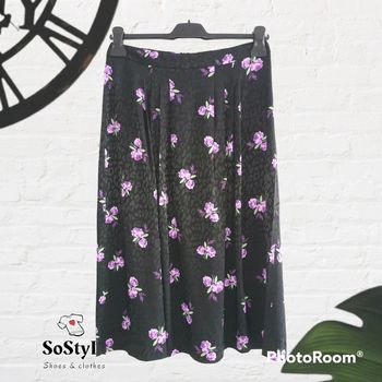 Jupe noire mi-longue fleurie La Redoute Taille 38