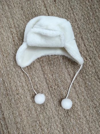 Chapeau hiver pompon blanc