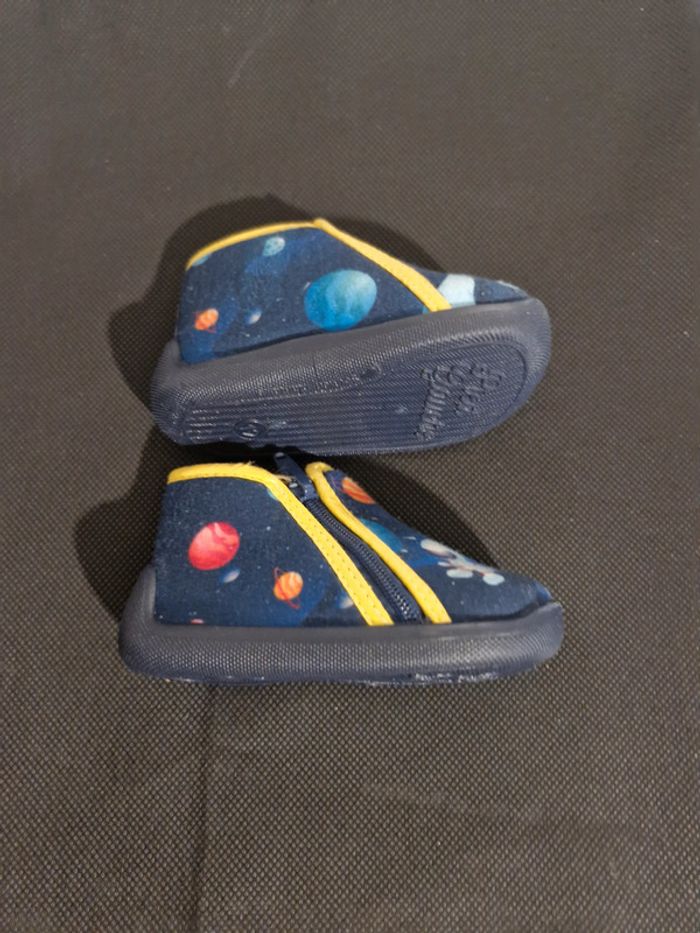 Chaussons thème espace 19 Tissaia - photo numéro 3
