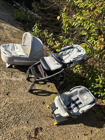 poussette trio et base isofix