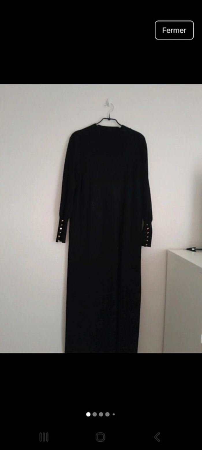 Robe longue noire bouton doré taille 38-40 🌹 - photo numéro 2