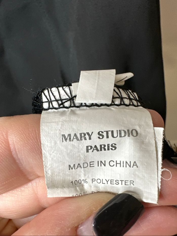 Blouse boir - photo numéro 4