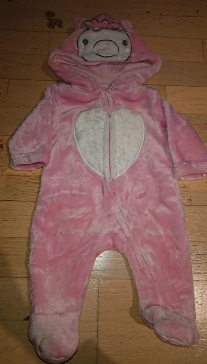 Pyjama lama tout doux 1 mois