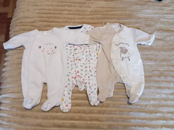 Lot de 3 pyjamas naissance