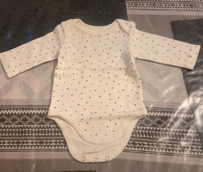 Bodies - photo numéro 3