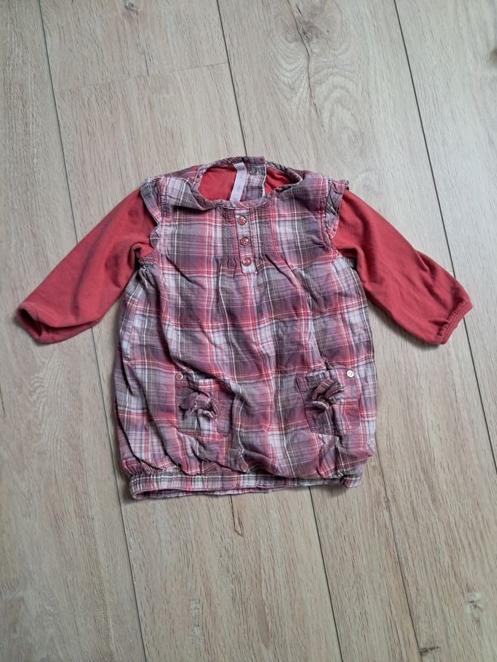 Robe manches longues taille 6 mois