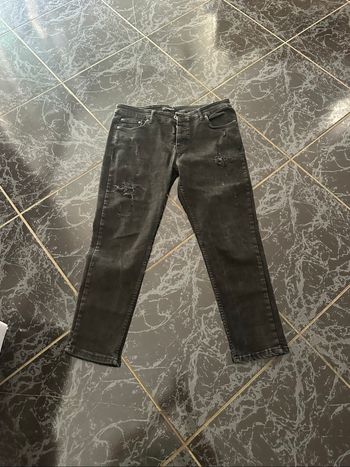 Jean noir troué W 38 L 32