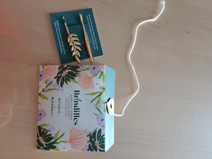 Lot de 9 bijoux avec boîte - photo numéro 6