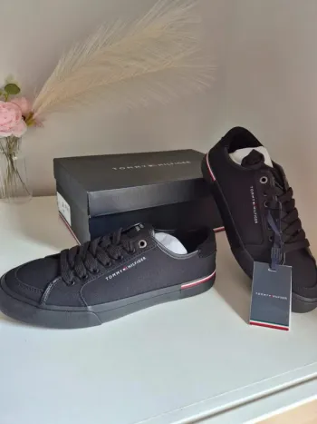 Tommy Hilfiger Baskets Vulcanisées Homme mixte Taille 40 Core Corporate Canvas Basses, Noir