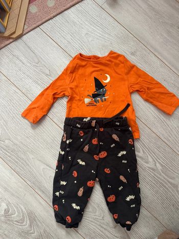 T-shirt pantalon ensemble bébé taille 9 mois