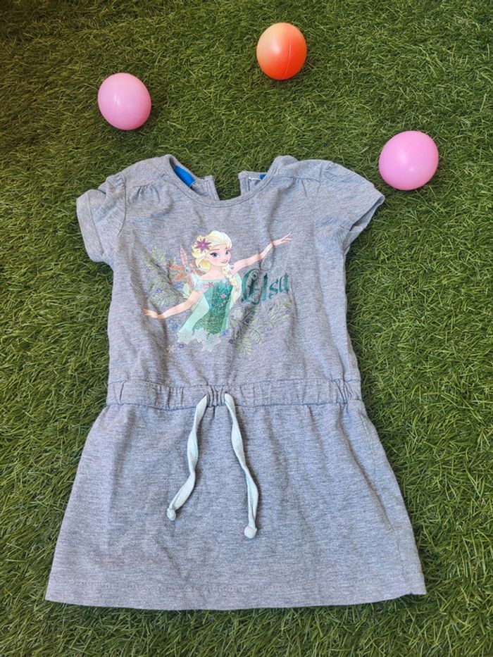 Robe reine des neige