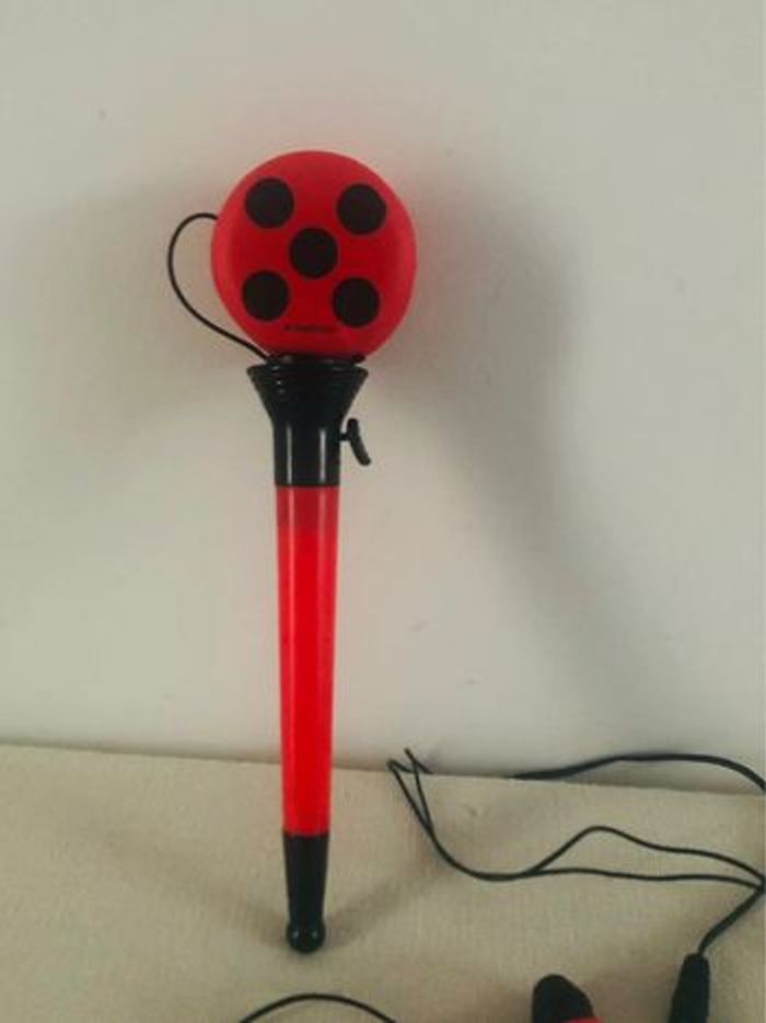 Stylo yoyo miraculous + écouteurs tiki - photo numéro 2