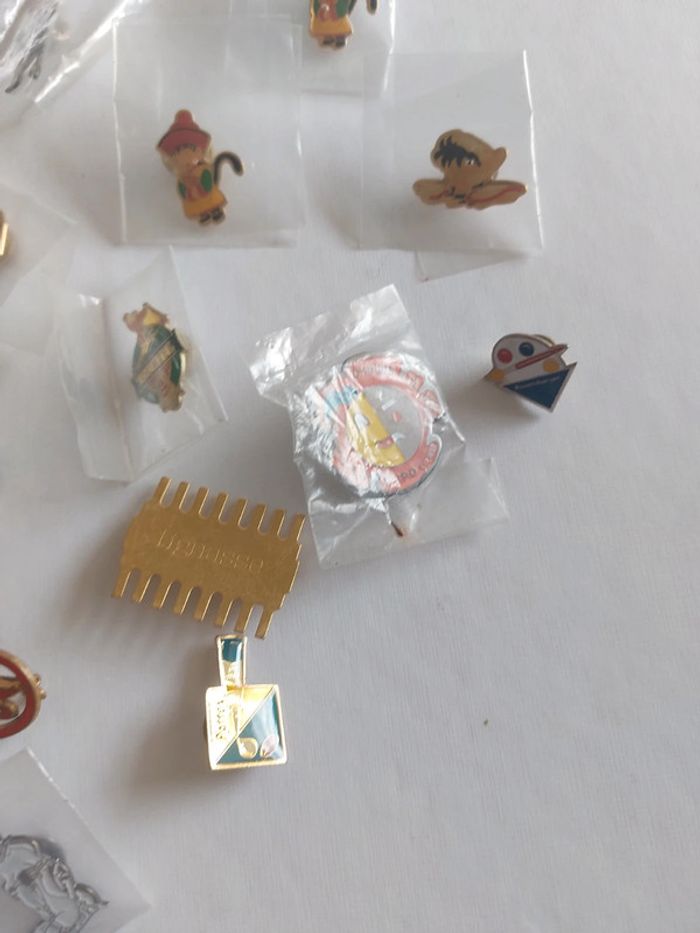 Lot de pin's - photo numéro 6