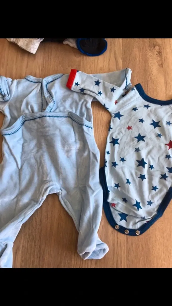 Pyjama et bodie petit bateau taille 1 mois - photo numéro 6