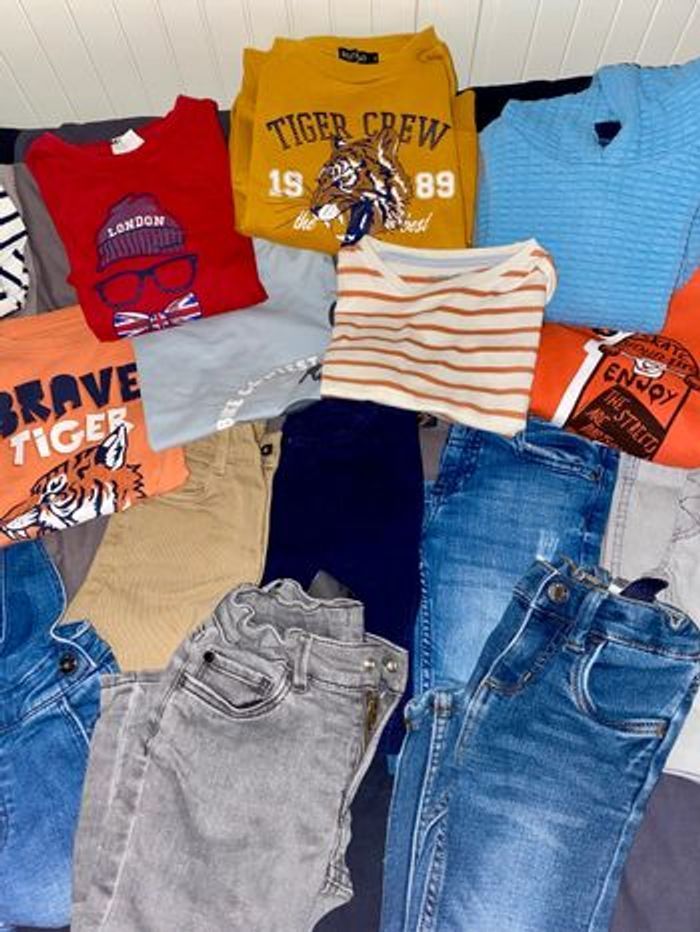 Lot de vêtements garçon 5ans - photo numéro 4