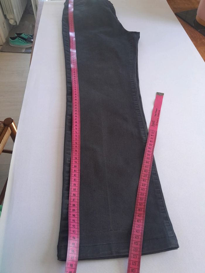 Jean caroll droit taille 40 - photo numéro 12
