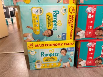 Lot de 2 paquets Couches Pampers Premium T5x80