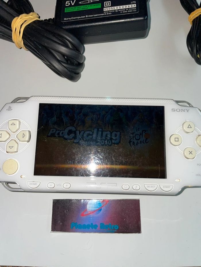 Console PSP-1004 Blanche Sony officielle Fonctionnel Avec Chargeur - photo numéro 10