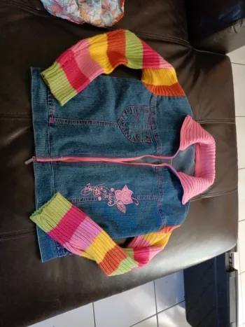 Veste jean arc en ciel 10 12 ans
