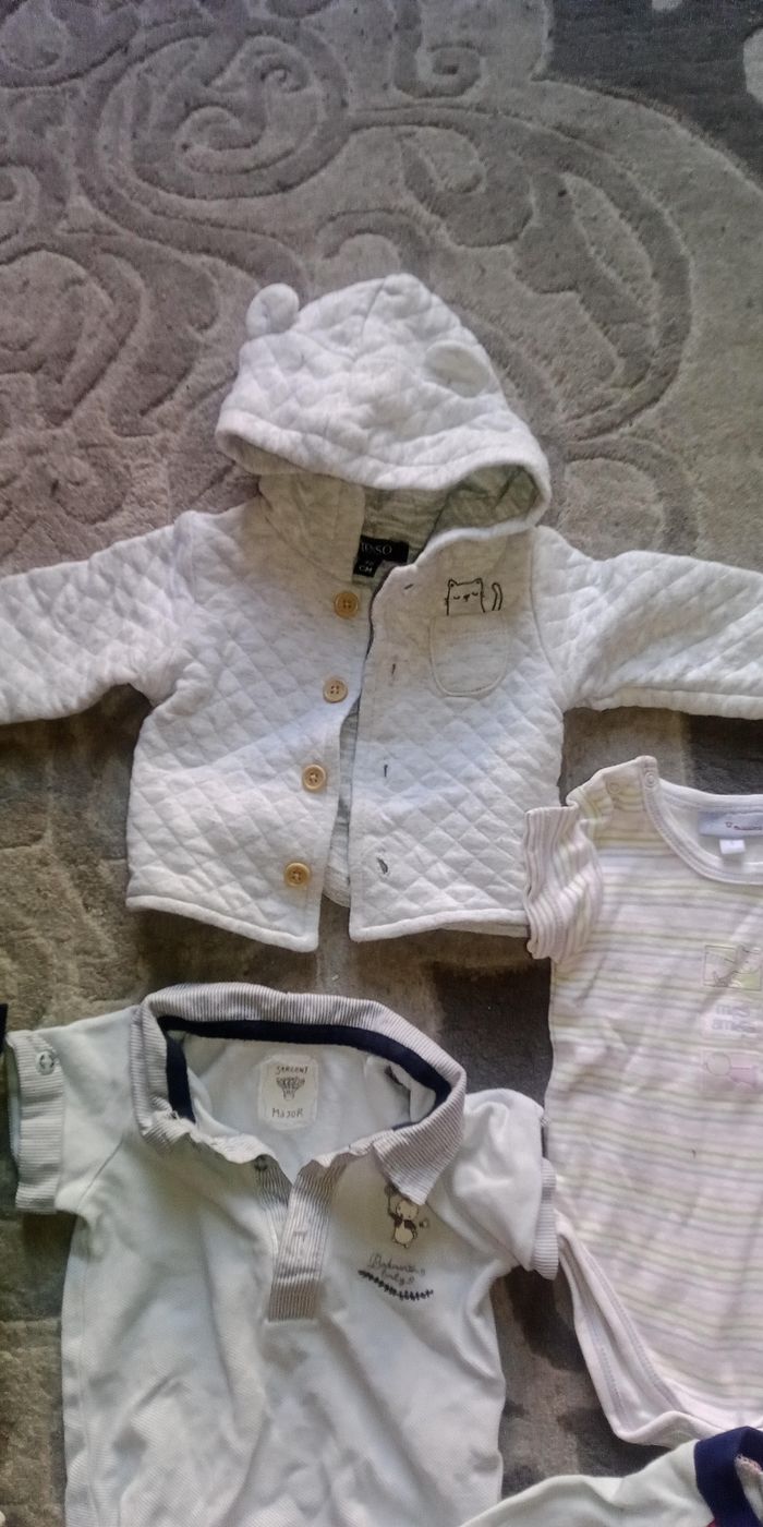 Lot vêtements naissance - photo numéro 4